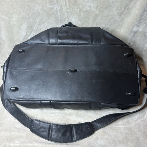 TUMI 22"x10"x17" Black LEATHER Weekender Duffel DUFFLE BAG Travel 92153D4 *Read* - Picture 3 of 13